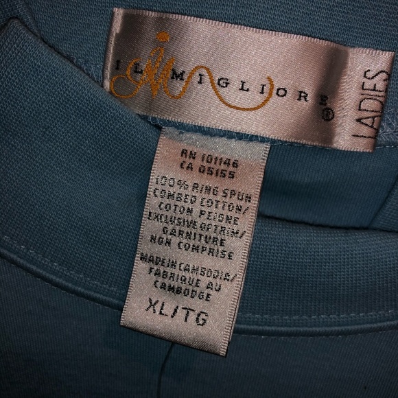 Mock Neck Long Sleeve - Picture 3 of 4